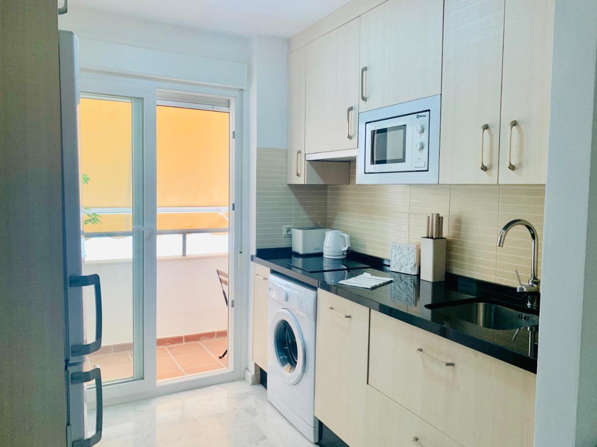 Homely Malaga Parras Con Terraza Interior Y Parking Privado Bajo Suplemento Exterior photo