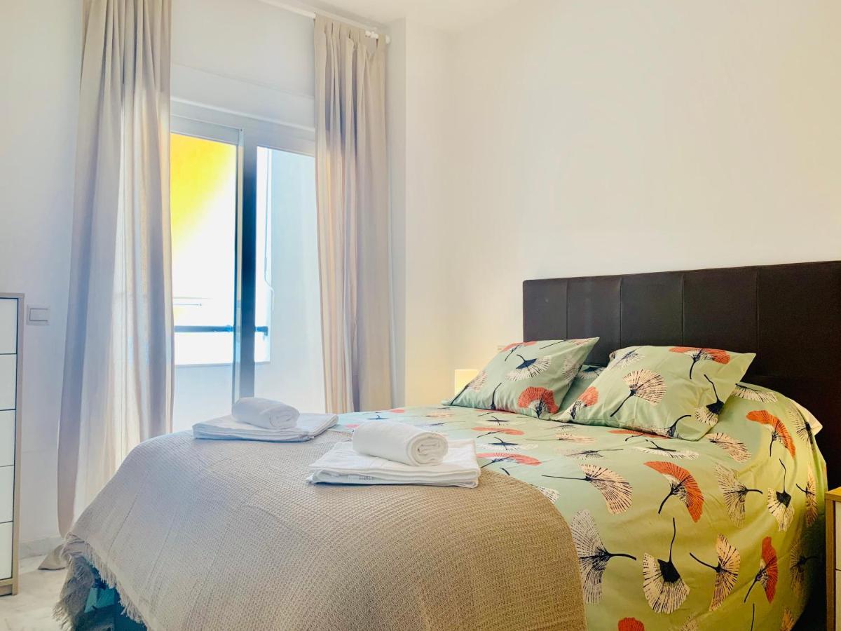 Homely Malaga Parras Con Terraza Interior Y Parking Privado Bajo Suplemento Exterior photo