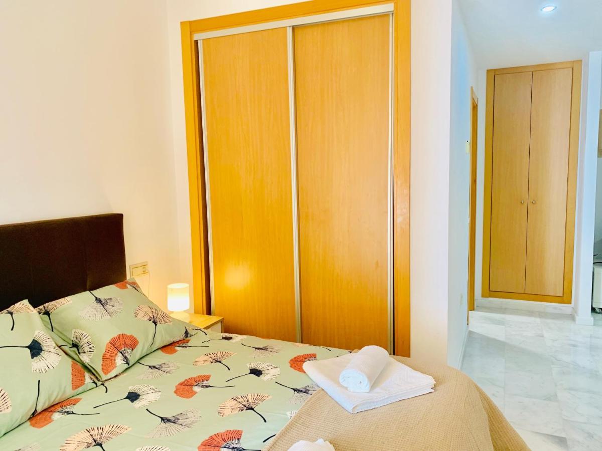 Homely Malaga Parras Con Terraza Interior Y Parking Privado Bajo Suplemento Exterior photo